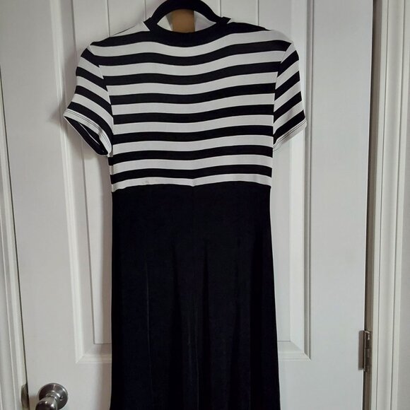 NWOT - Picture 2 of 2